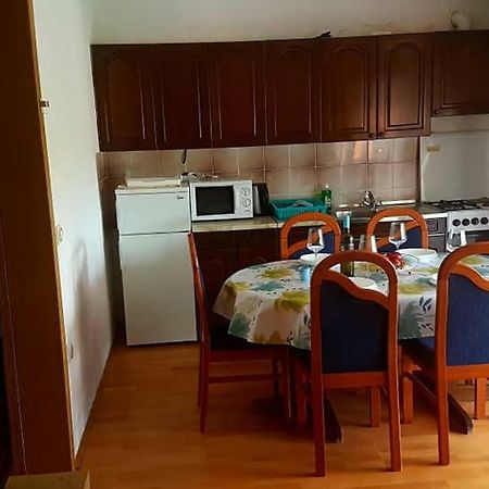 Apartmani Vibovec Lana 305 Lopar Eksteriør bilde