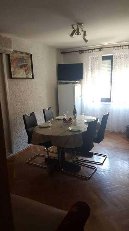 Apartmani Vibovec Lana 305 Lopar Eksteriør bilde
